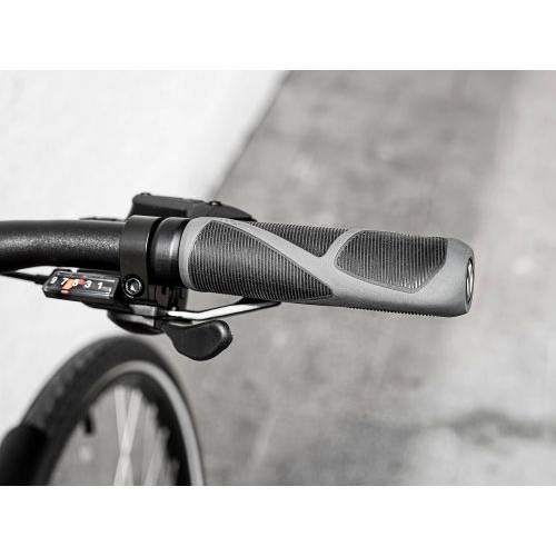BICIKL TREK FX 2 DISC EQ STAGGER S SATIN VIPER RED / 2023 Cijena