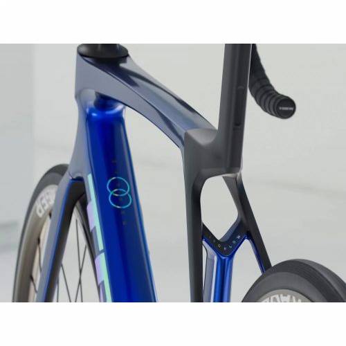 BICIKL TREK TRKAĆI MADONE SL 5 GEN 8, HEX BLUE L / 2025 Cijena