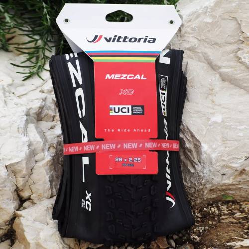 V.GUMA 29X2.35 VITTORIA MEZCAL III TLR FULL BLACK UCI Cijena