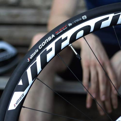 V.GUMA 700X30C VITTORIA CORSA N.EXT TLR FULL BLACK G2.0 Cijena