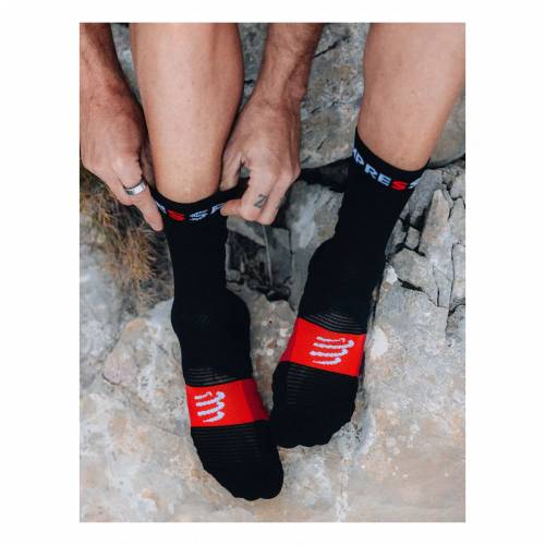 ČARAPE COMPRESSPORT ULTRA TRAIL V2.0 BLACK/RED, 42-44 Cijena