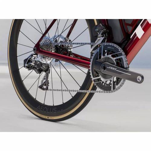 BICIKL TREK TRKAĆI MADONE SLR 9 AXS M CARBON RED SMOKE / 2026 Cijena