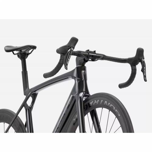 BICIKL TREK TRKAĆI MADONE SL 6 ML GLOSS DARK STAR/MATTE DEEP SMOKE / 2026 Cijena