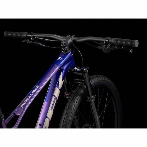 BICIKL TREK MTB PROCALIBER 9.5 ML PURPLE FLIP/HEX BLUE / 2026 Cijena