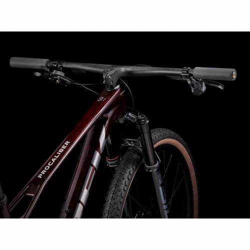 BICIKL TREK MTB PROCALIBER 9.7 AXS ML 29 CARBON RED SMOKE / 2026 Cijena