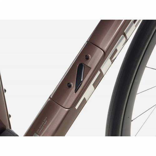 BICIKL TREK TRKAĆI DOMANE SL 7 50 DARK STAR TO BRONZE AGE FADE / 2026 Cijena