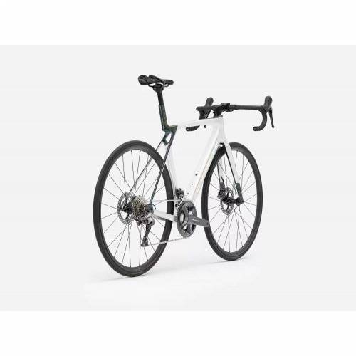 BICIKL TREK TRKAĆI MADONE SL 5 M GLOSS CRYSTAL WHITE/MATTE DEEP SMOKE / 2026 Cijena