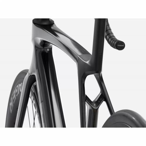 BICIKL TREK TRKAĆI MADONE SL 6 AXS XL GLOSS DARK STAR/MATTE DEEP SMOKE / 2026 Cijena