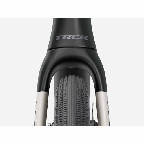 BICIKL TREK TRKAĆI CHECKMATE SLR 7 AXS S GLOSS TREK BLACK/MATTE CARBON SMOKE / 2026 Cijena