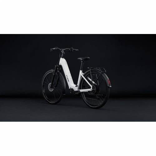 CUBE TOURING HYBRID ONE 600 METALLICWHITE´N´CHROME 2027 EASY ENTRY, 58 cm Cijena