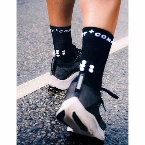 ČARAPE COMPRESSPORT PRO MARATHON SOCKS V2.0 BLACK/WHITE, T3 Cijena