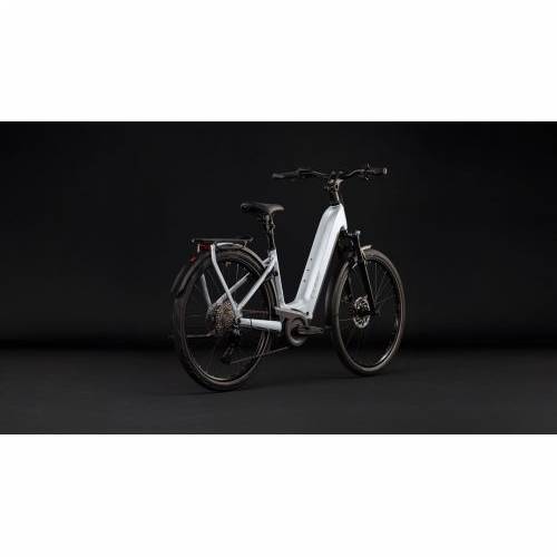CUBE KATHMANDU HYBRID ONE 800 SILVERSTAR´N´REFLEX 2027 EASY ENTRY, 58 cm Cijena