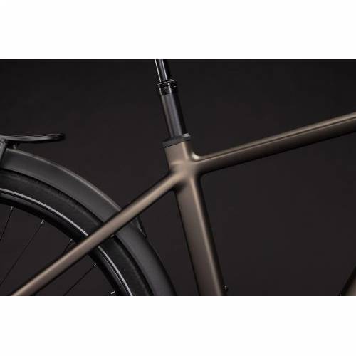 CUBE TOURING HYBRID PRO 800 METALLICUMBRA´N´BLACK 2027, 62 cm Cijena