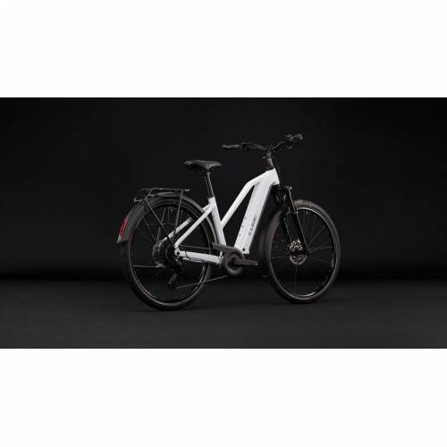 CUBE TOURING HYBRID ONE 600 METALLICWHITE´N´CHROME 2027 TRAPEZE, 46 cm Cijena
