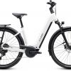 CUBE TOURING HYBRID ONE 600 METALLICWHITE´N´CHROME 2027 EASY ENTRY, 58 cm